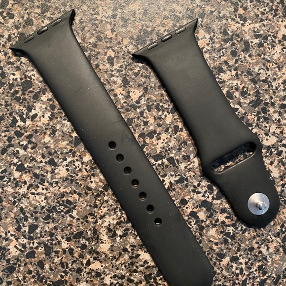 Apple Watch ⌚️ black band USED - Picture 2 of 3